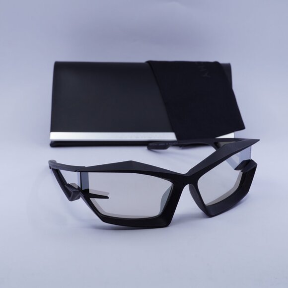 Givenchy GV40049I 02C Geometric Sunglasses - Matte Black/Smoke Mirror - Picture 4 of 9